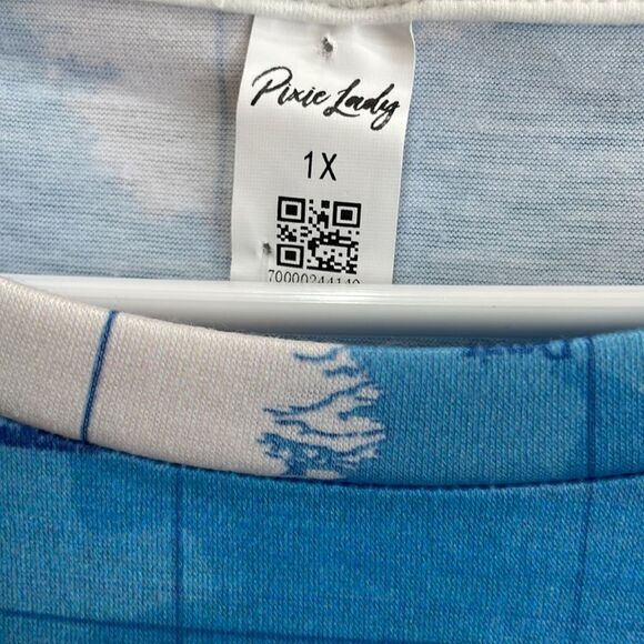 NEW WITH TAGS PIXIE LADY GRAPHIC MAP SHIRT - Picture 4 of 7